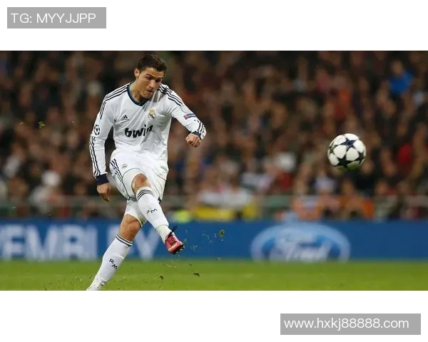 足球球星踢球技巧解析从基础动作到实战应用全面剖析